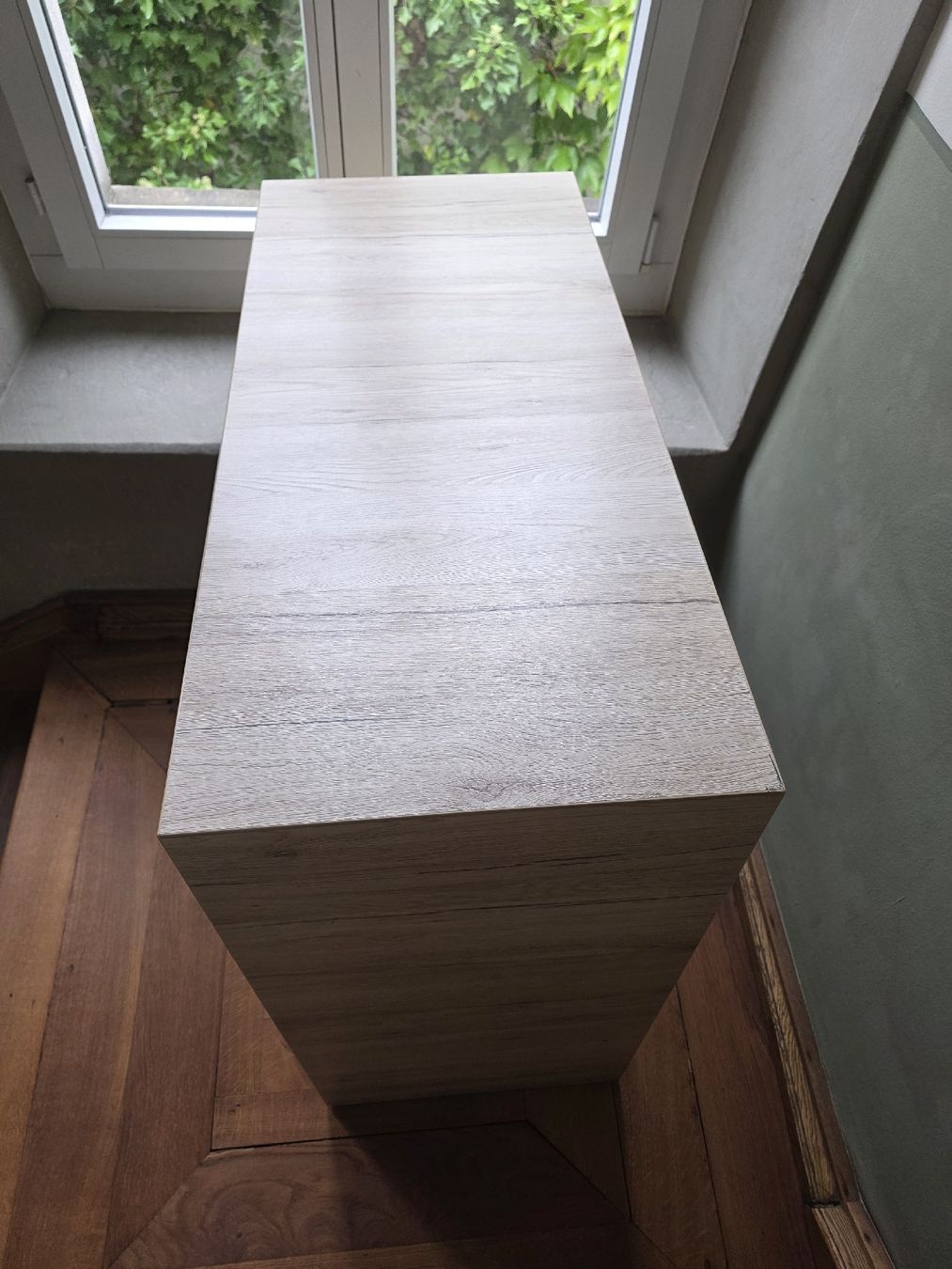 Tavoli: 3 Stk Bistro Tische Holz – Usato da Glarus venduto da Juice1_Glarus_GmbH 3