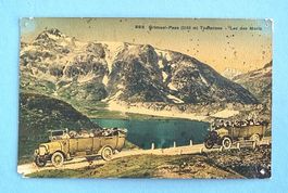 Grimselpass - Postautos in Fahrt