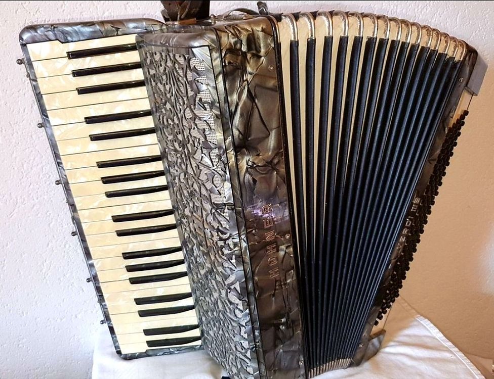 Accordéon hohner Verdi III B Kaufen auf Ricardo
