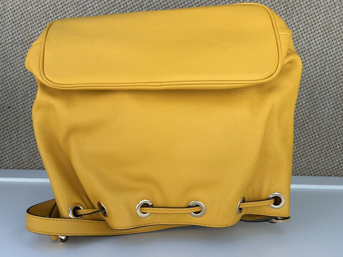 Michael Kors Taschen für Damen: Michael Kors Beuteltasche gelb – Neu (gemäss Beschreibung) aus Wohlen b. Bern von Honeypie 1
