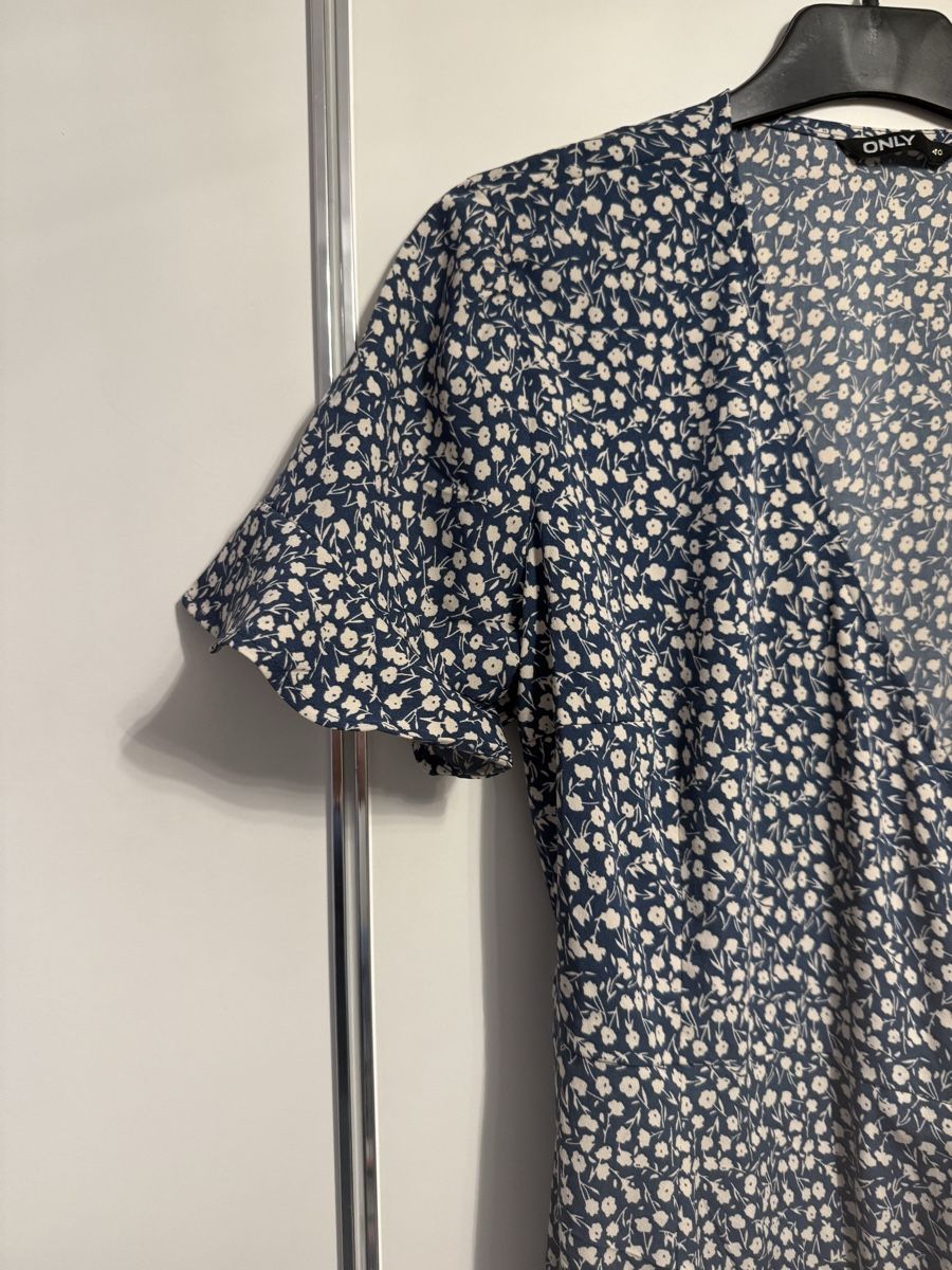 Only Vestiti: Damen Kleid von ONLY Gr.40 – Usato da Pfungen venduto da Outlet64 1