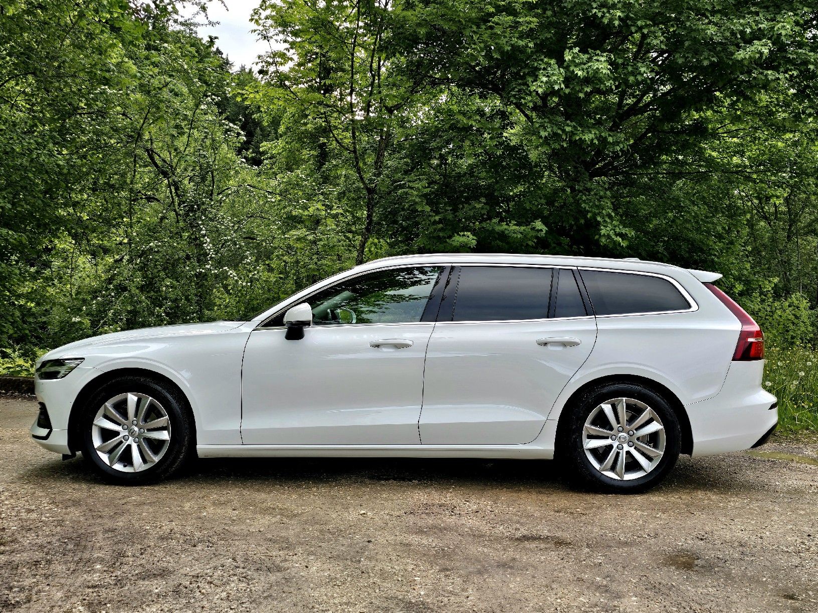 Volvo Automobili: VOlvo V60 D3 2.0D Automat – Usato da Wahlen b. Laufen venduto da C.Norris 2