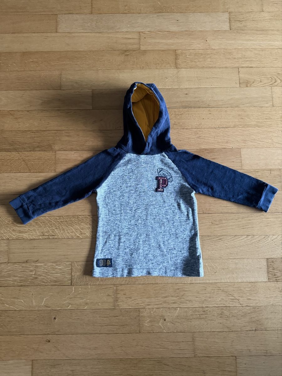 Maglioni & Felpe: Topolino Hoodie Gr.104 Kapuzenpulli Pullover Kapuzenpullover – Usato da Glattpark(Opfikon) venduto da neu_z6sm