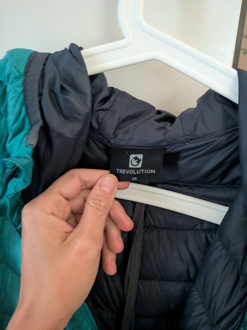 Trevolution Giacche: Revolution Daunenjacke – Nuovo (secondo la descrizione) da Winterthur venduto da sha_r2k2 1