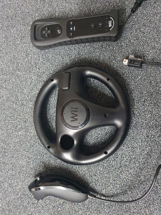 wii Controller und nunchuk Kaufen auf Ricardo
