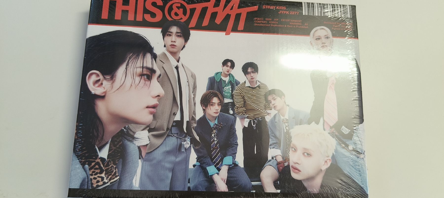 CD: Sealed Straykids This & That album - This version – Nuovo e nell'imballaggio originale da Arzier-Le Muids venduto da Wondertomate