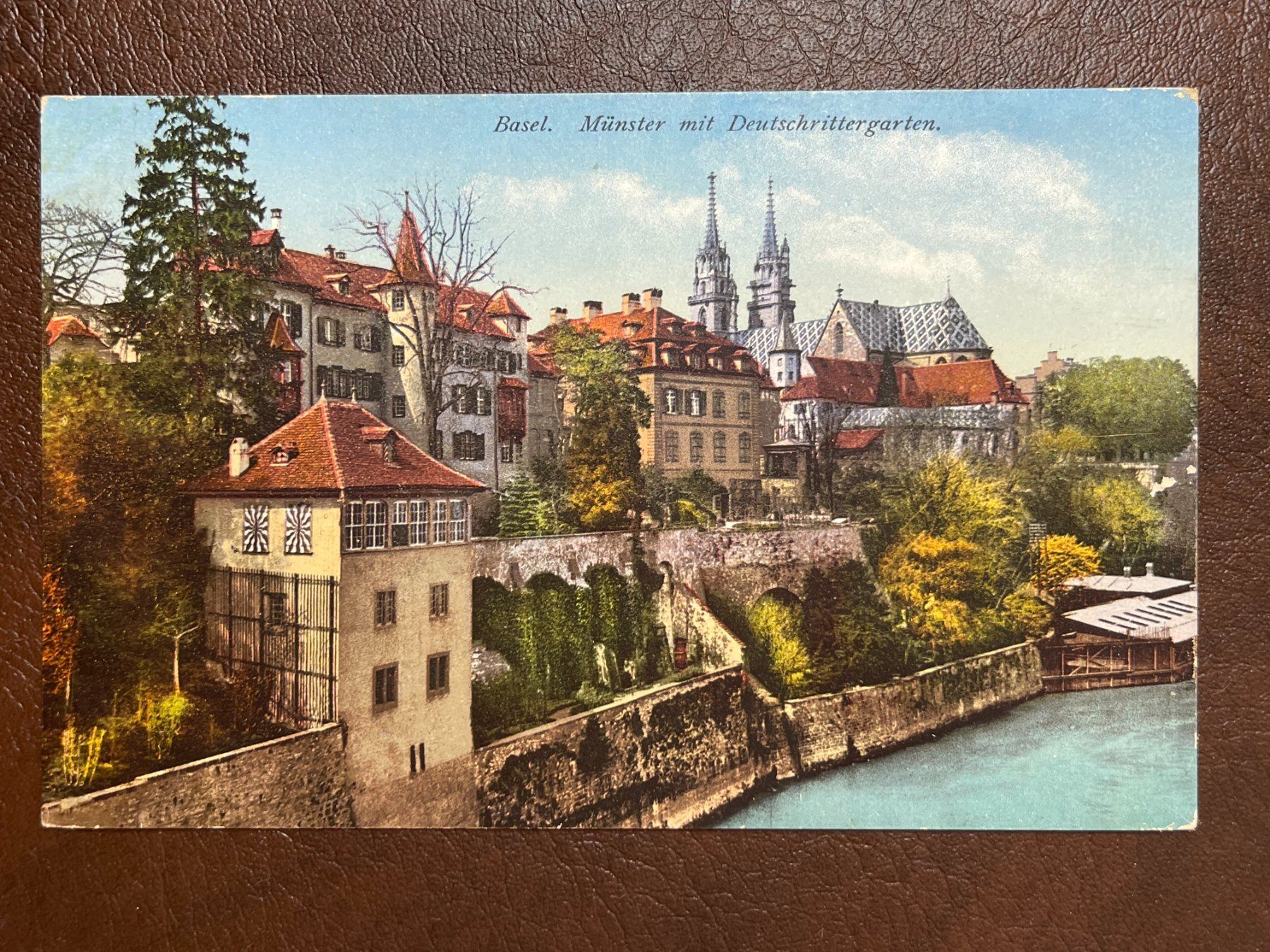 Cartoline postali: AK Basel - Münster mit Deutschrittergarten – Usato da Steg VS venduto da _vinci_