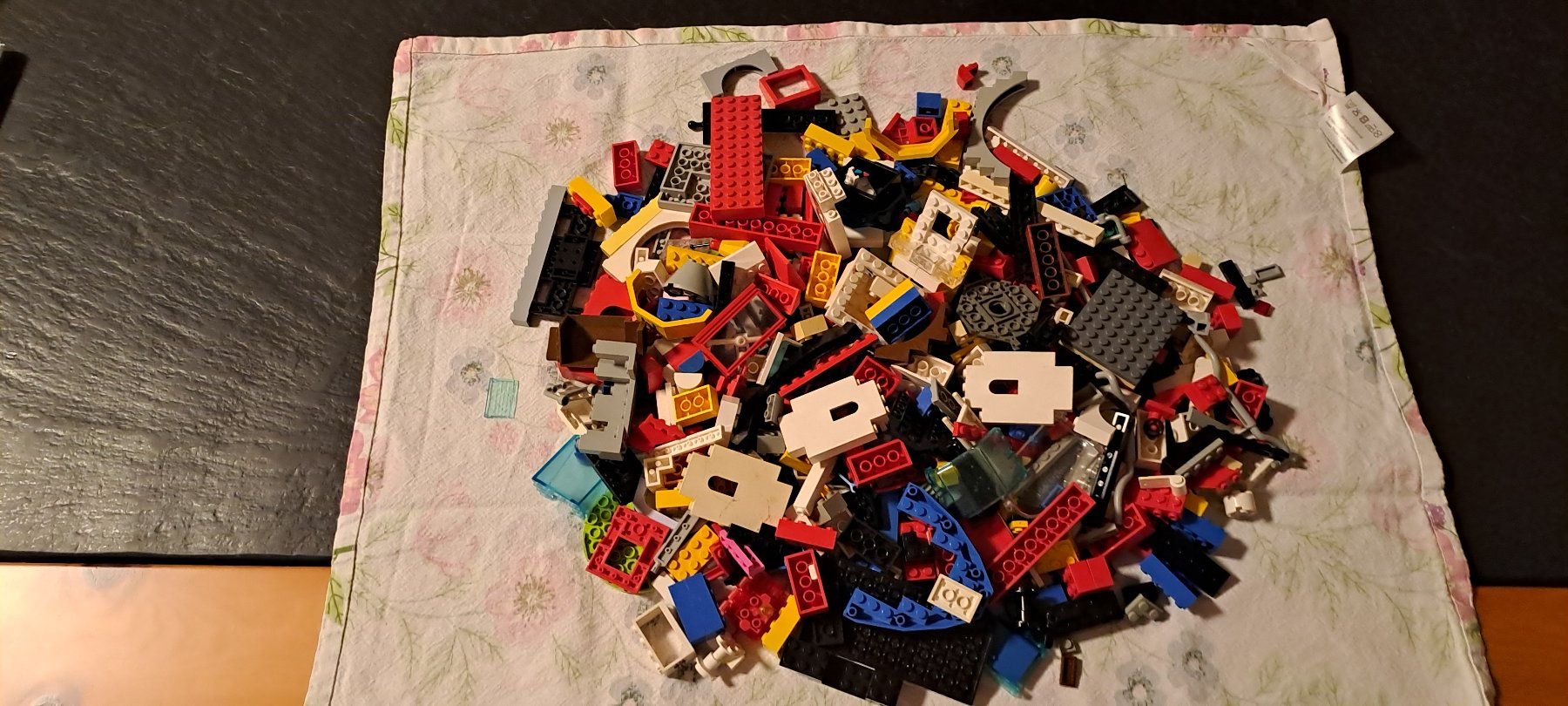 Lego Giocattoli: Lego 1 kg. Steine gemischt – Usato da Bern venduto da Kamaleon