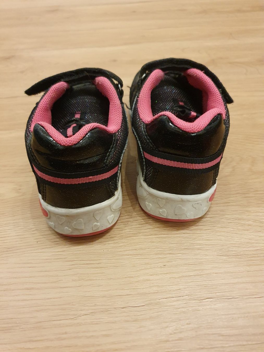 Scarpe per ragazze: Halbschuhe Gr. 30, Miraculous, Ladybug – Usato da Heinrichswil venduto da frankie19860 7