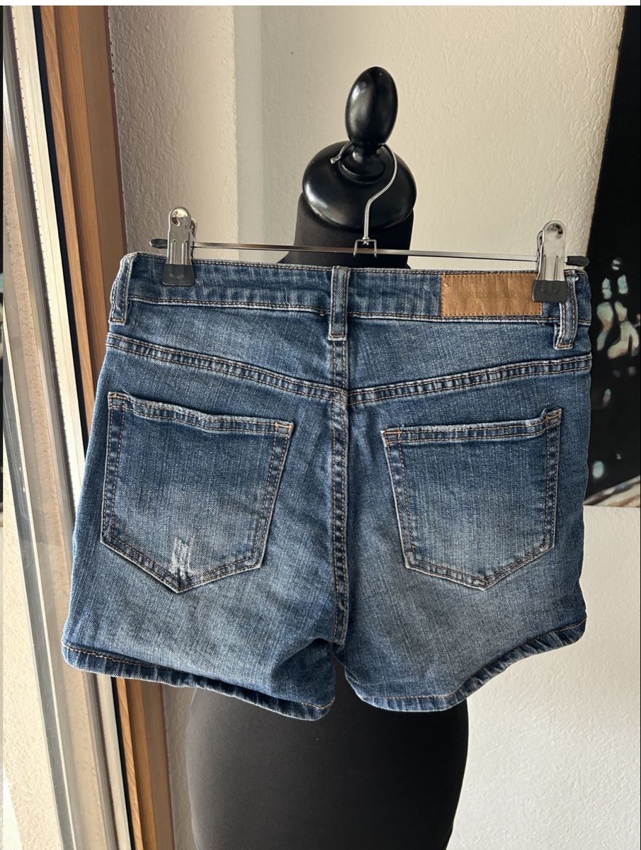 Pull&Bear Hosen: Mini-Shorts  – Neu (gemäss Beschreibung) aus Boudry von asmdgr135 1
