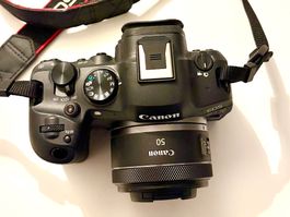 Canon EOS R6 Mark II mit RF 50mm f/1.8 STM Objektiv