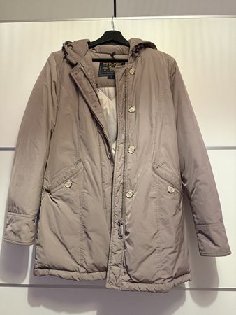 Woolrich Daunenjacke mit Kapuze beige