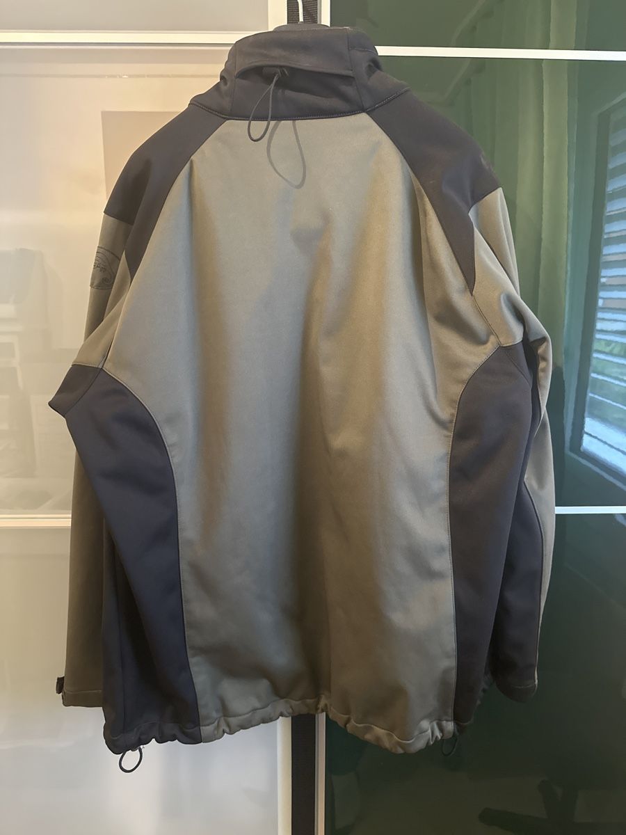 Jacken: Softshelljacke Herren Gr. L ArmeeShop Top Zustan – Gebraucht aus Horw von yvesmarc 6