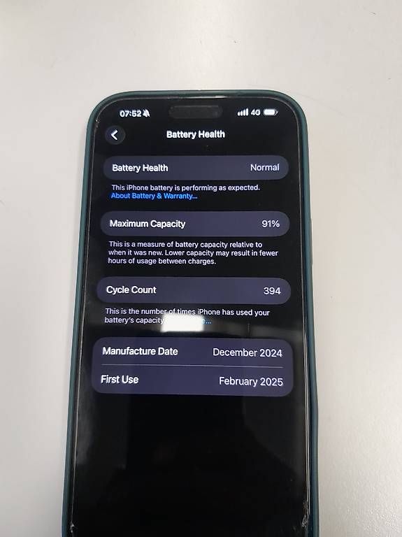 Telefoni cellulari / Smartphones: Apple iPhone 16 Pro Max  256GB  Black Titanium  – Usato da Mellingen venduto da OdinAxe 1