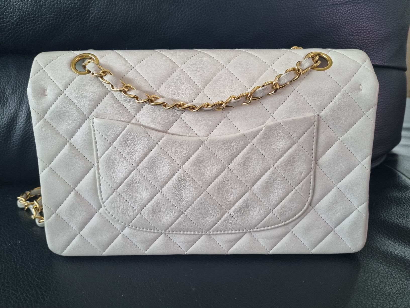 Chanel Taschen für Damen: Authentic Classic Handbag, white / Gold – Gebraucht aus Zürich von Stila17 1
