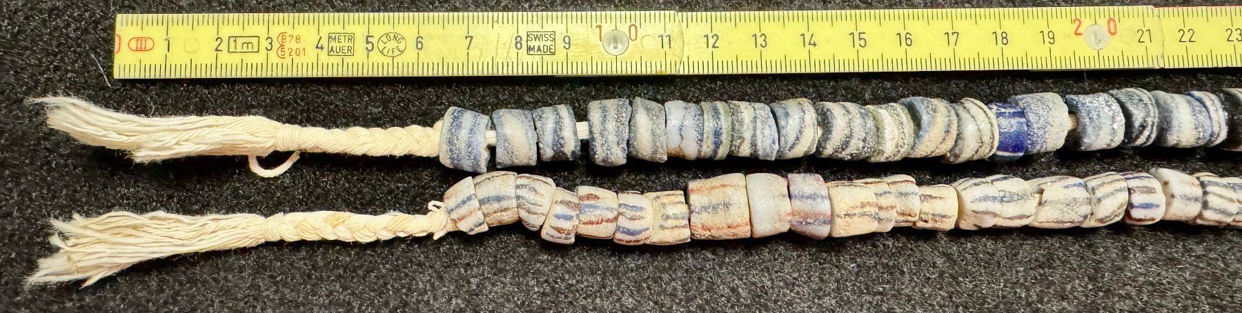 Catenine: 2 Glasketten Afrika     113 g – Usato da Röschenz venduto da Sharjah 4
