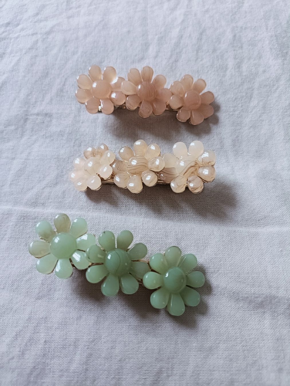 Haarschmuck: Bellissime mollette per capelli a fiori – Gebraucht aus Basel von Cinzia_B