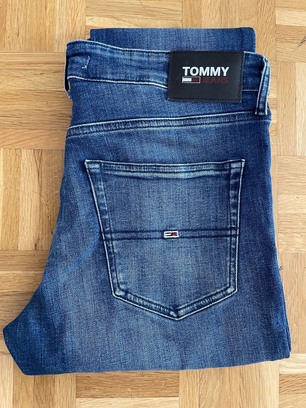 Tommy Hilfiger Jeans: Tommy Jeans – Neuf avec emballage d'origine à Stans par NeDavi 2