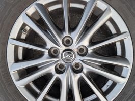 Winterreifem+Felgen SUV Nokian 225/65R17 für Mazda CX5