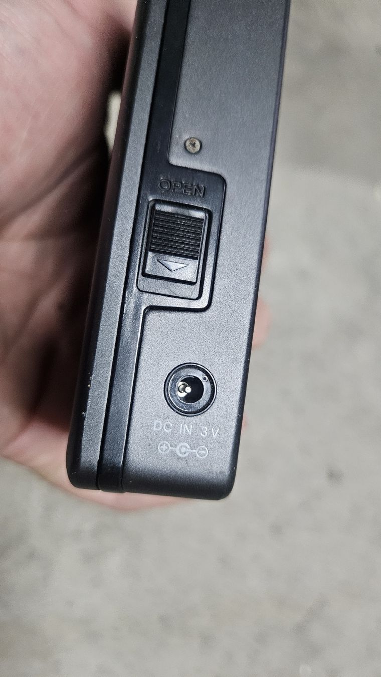 Sony Lettore multimediale portatile: Sony Walkman DD Quartz Mega Bass Cassette Player – Difettoso da Sachseln venduto da laz_65cg 3