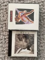2x Tina Turner