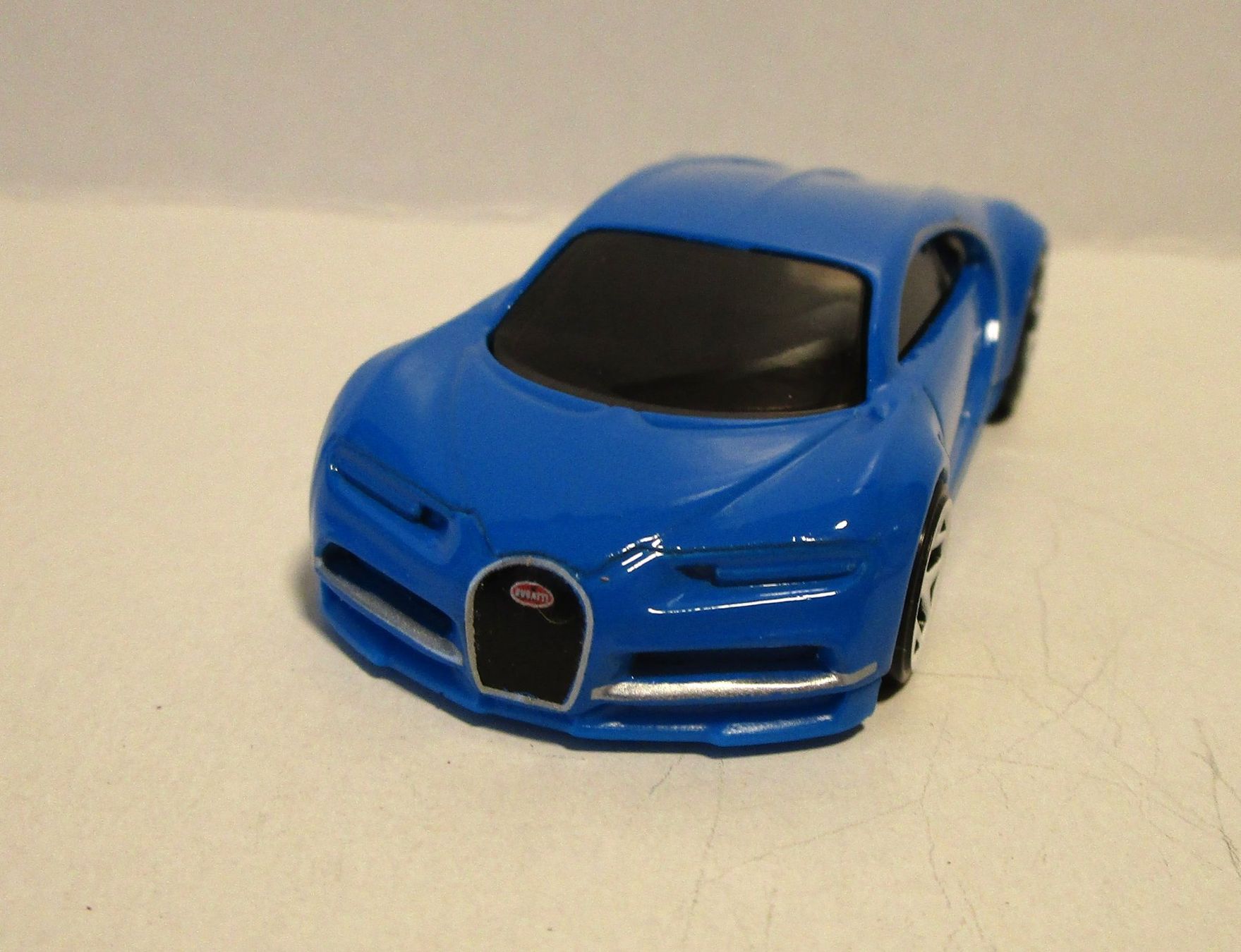 Bugatti Modellini d'auto: HOT WHEELS '16 BUGATTI CHIRON - FYB49 – Nuovo (secondo la descrizione) da Chêne-Bourg venduto da breno56 2
