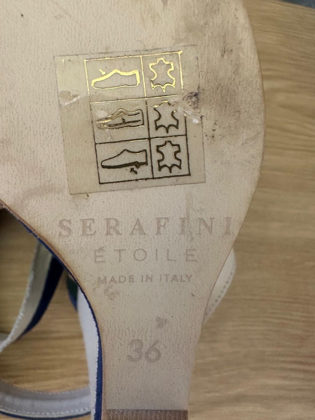 Scarpe da donna: Plateaupumps mit Keilabsatz von SERAFINI ETOILE – Usato da Neuhausen venduto da Lechasseur 4