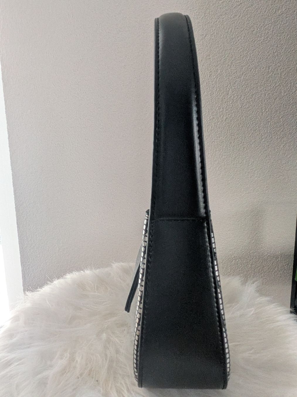 Taschen für Damen: Metallic Shoulder Bag – Neu (gemäss Beschreibung) aus Morges von dhi_y2qk 6