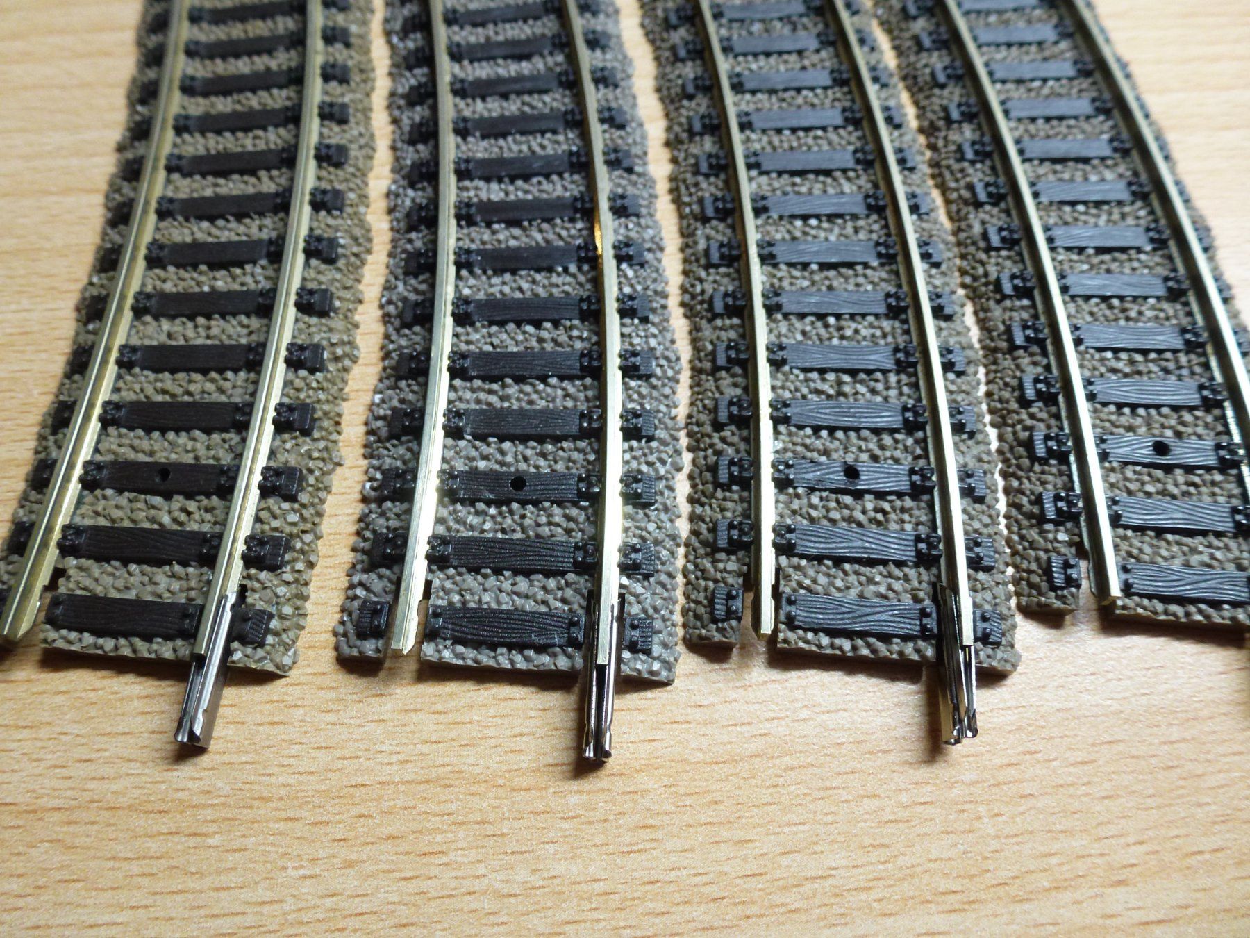 Fleischmann Modellini di ferrovie: Fleischmann H0 Profigleis 4x6122 – Nuovo e nell'imballaggio originale da Hombrechtikon venduto da Se9 1