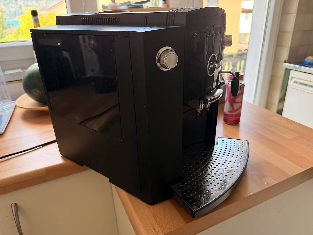 Jura Macchine per caffè & Macchine per espresso: Jura Impressa F50 Classic – Usato da Unterterzen venduto da Diamond1291 1