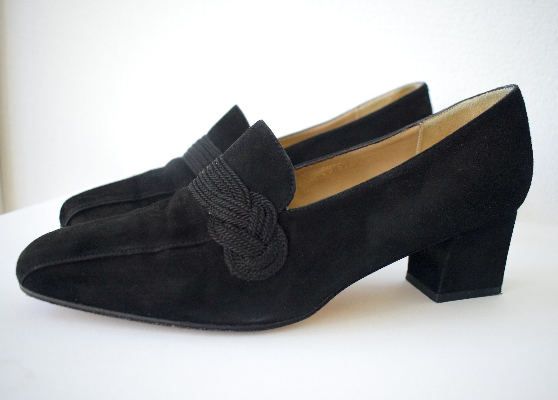 Scarpe da donna: LODI 37 Wildleder TOP Halbschuhe Leder – Usato da Dulliken venduto da ichwettichhett 2