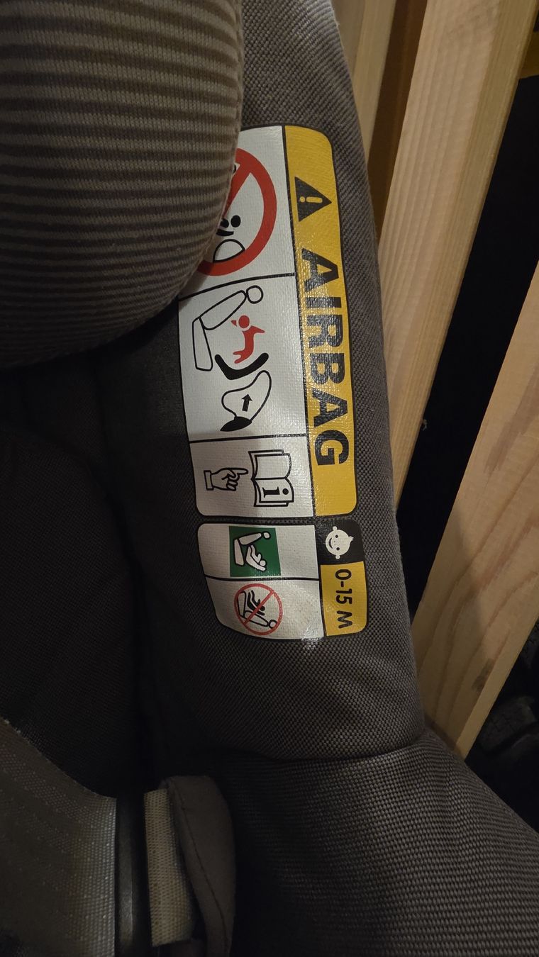 Maxi-Cosi Seggiolini per auto: Kinderautositz – Usato da Ettiswil venduto da Ancsusz8 2