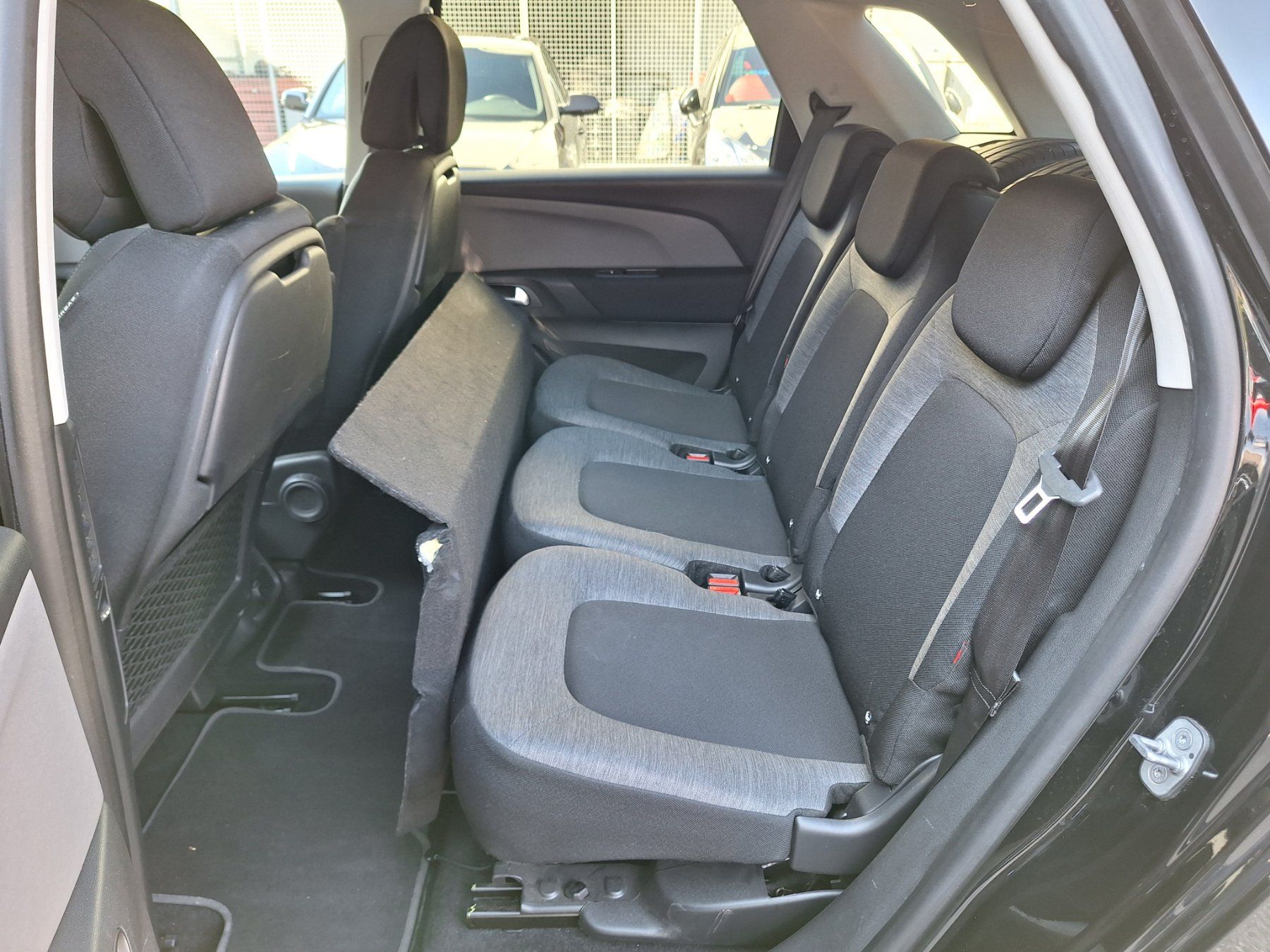 Citroën Automobili: Citroën C4 Picasso 1.2 Pure Tech Feel – Difettoso da Solothurn venduto da GysinSolothurn 5