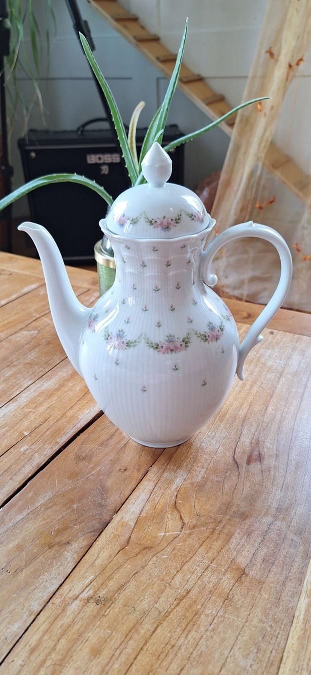Teiere: Kaffeekanne mit Blumenmuster guter Zustand – Usato da Rüti ZH venduto da isa_5p2x 2