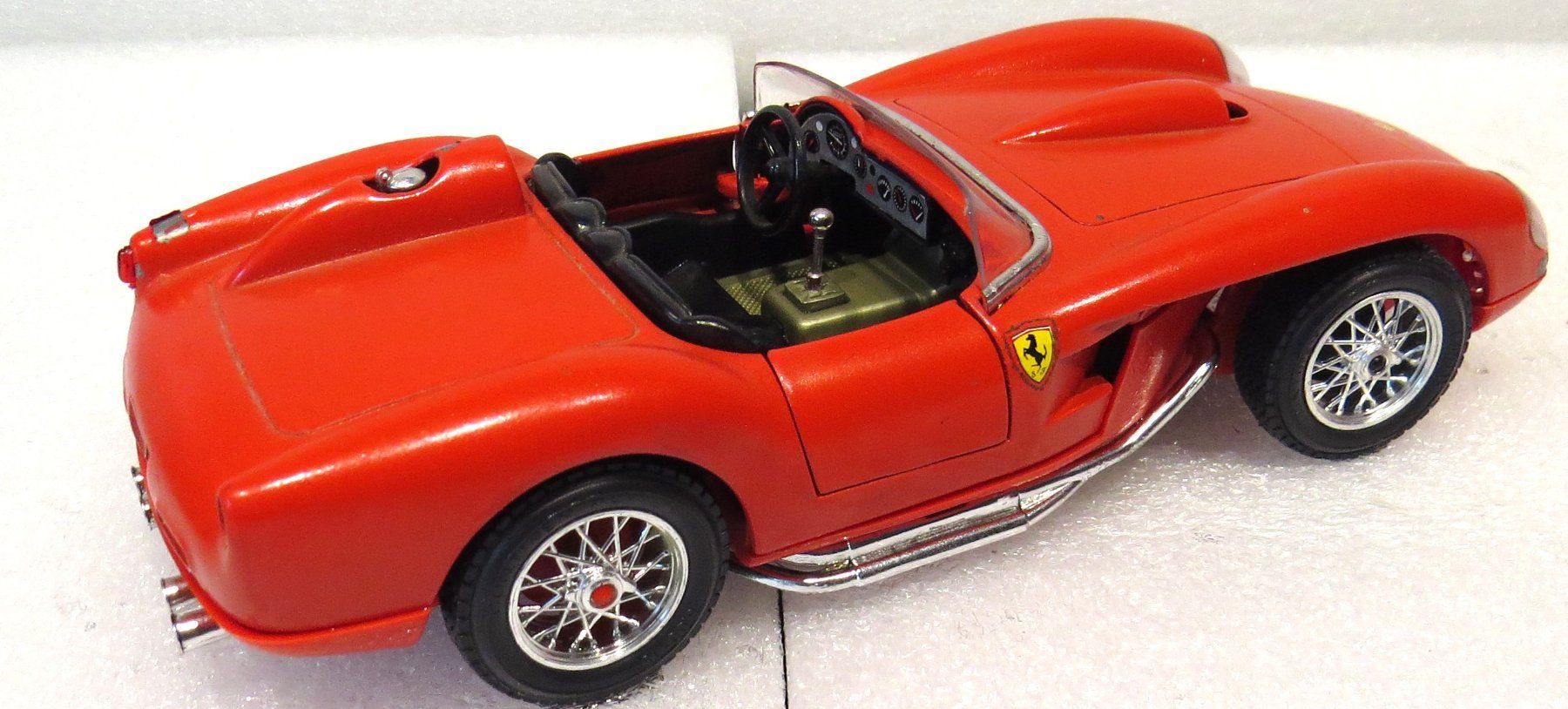Ferrari Modellini d'auto: 1:24 Bburago Ferrari Schrottplatz – Difettoso da Ettingen venduto da Burago 2