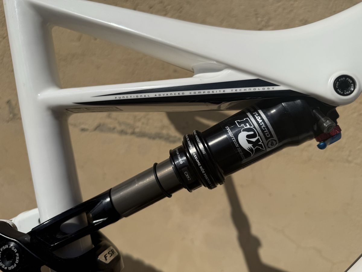 Biciclette: Specialized Stumpjumper FSR Comp Carbon – Usato da Gland venduto da lab_65yc 5