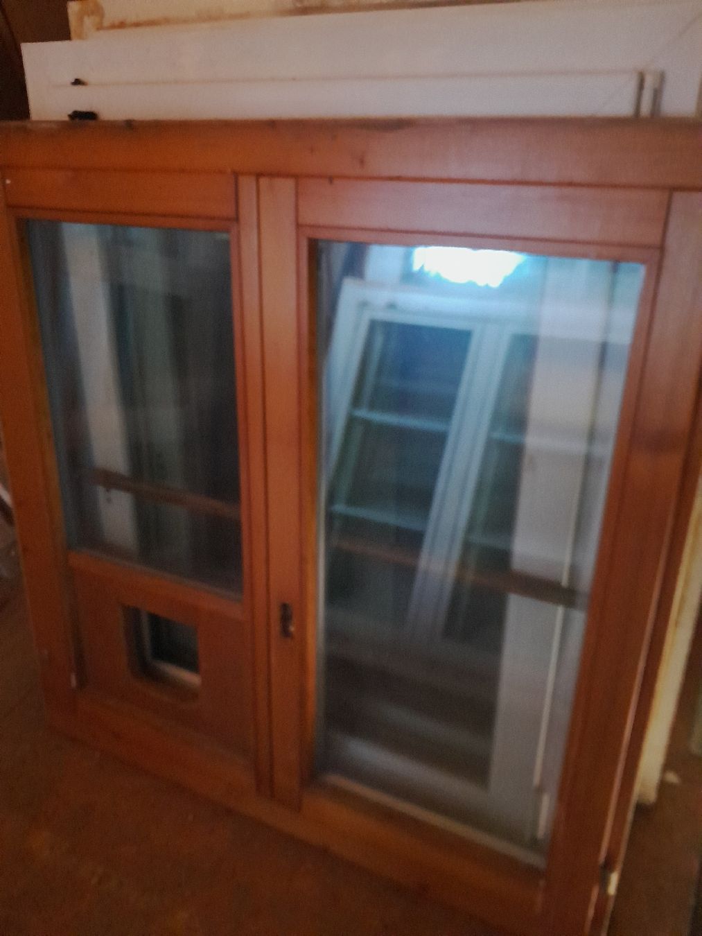 Finestre: Fenster mit katzentür – Usato da Marbach LU venduto da san_8kt5
