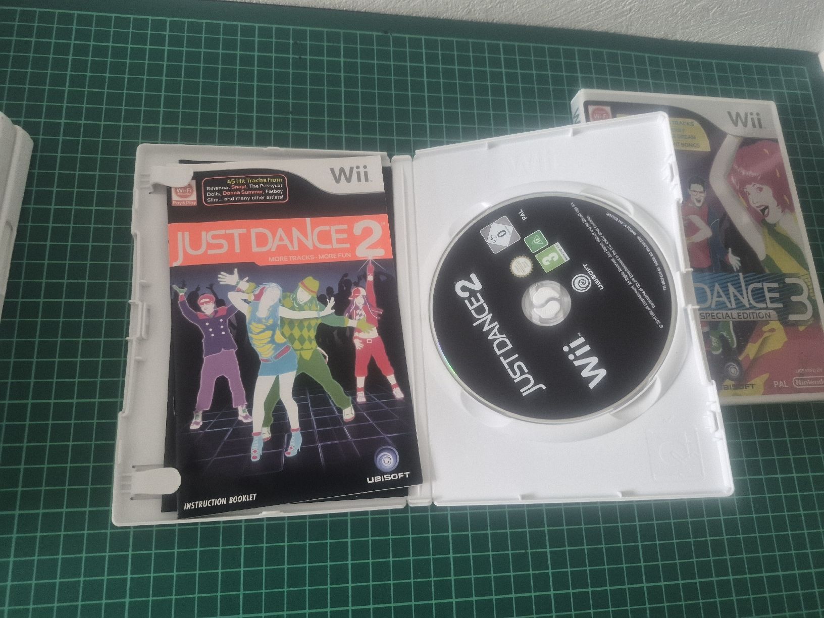 Nintendo Giochi: Wii Just Dance 2 and 3 Special Edition games bundle – Usato da Meyrin venduto da Retro-GZ 1