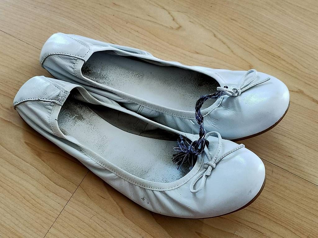 Chaussures femmes: Ballerinas weiss Gr 39 – D'occasion à Münchenstein par sterni_0813 1