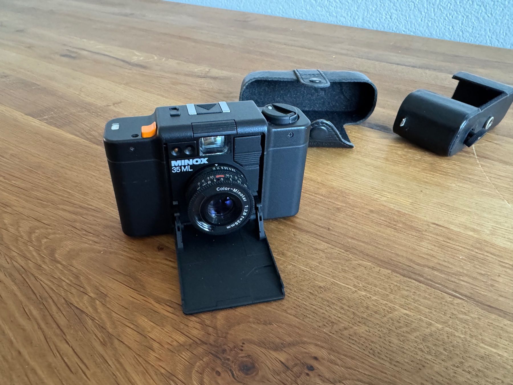 Minox Fotocamera: Minox 35 ML - Les 35mm 1:2.8 – Usato da Frauenfeld venduto da dilili