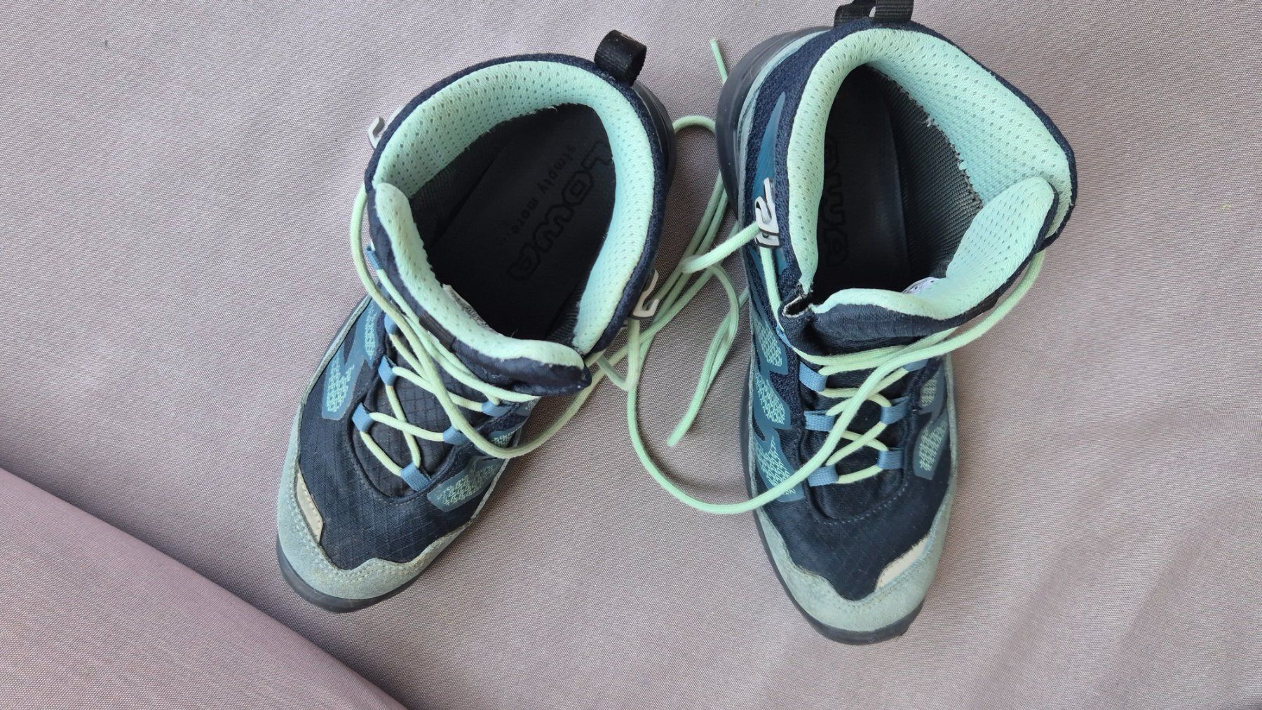 Lowa Scarpe per ragazzi: LOWA Wanderschuhe, Grösse EU 37 – Usato da Thalwil venduto da chriswiss 5