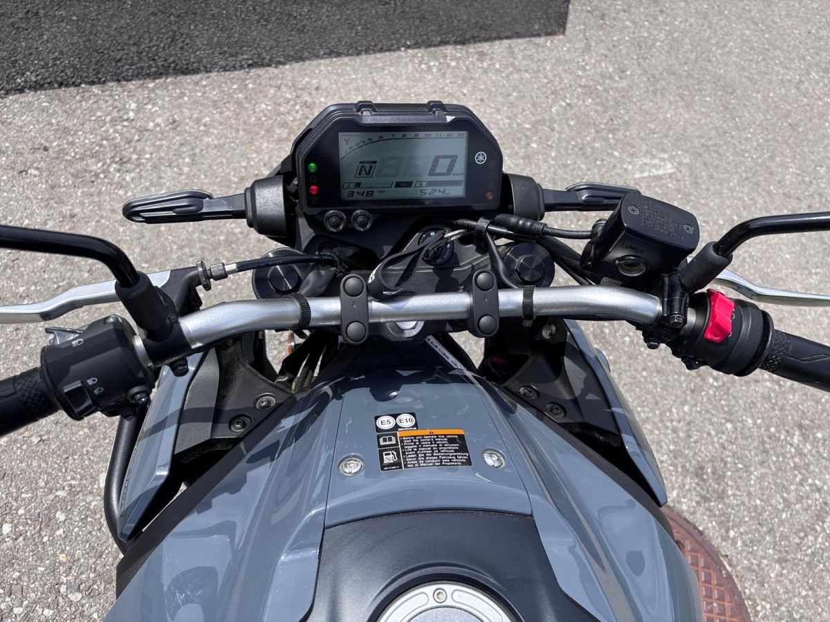 Yamaha Strada: Yamaha MT-03 2025 – Nuovo (secondo la descrizione) da Bulle venduto da jo-1991 9