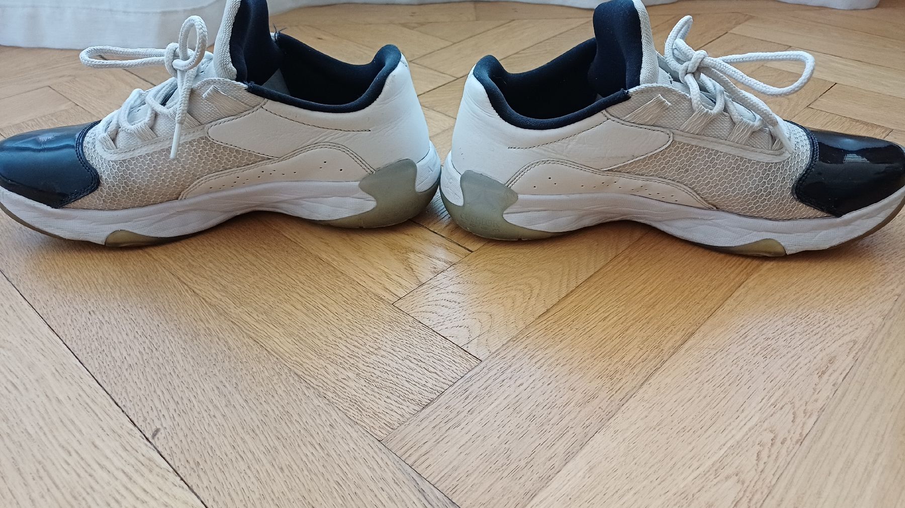 Jordan Herrenschuhe: Air Jordan 11 low concord – Gebraucht aus Genève von njia 2