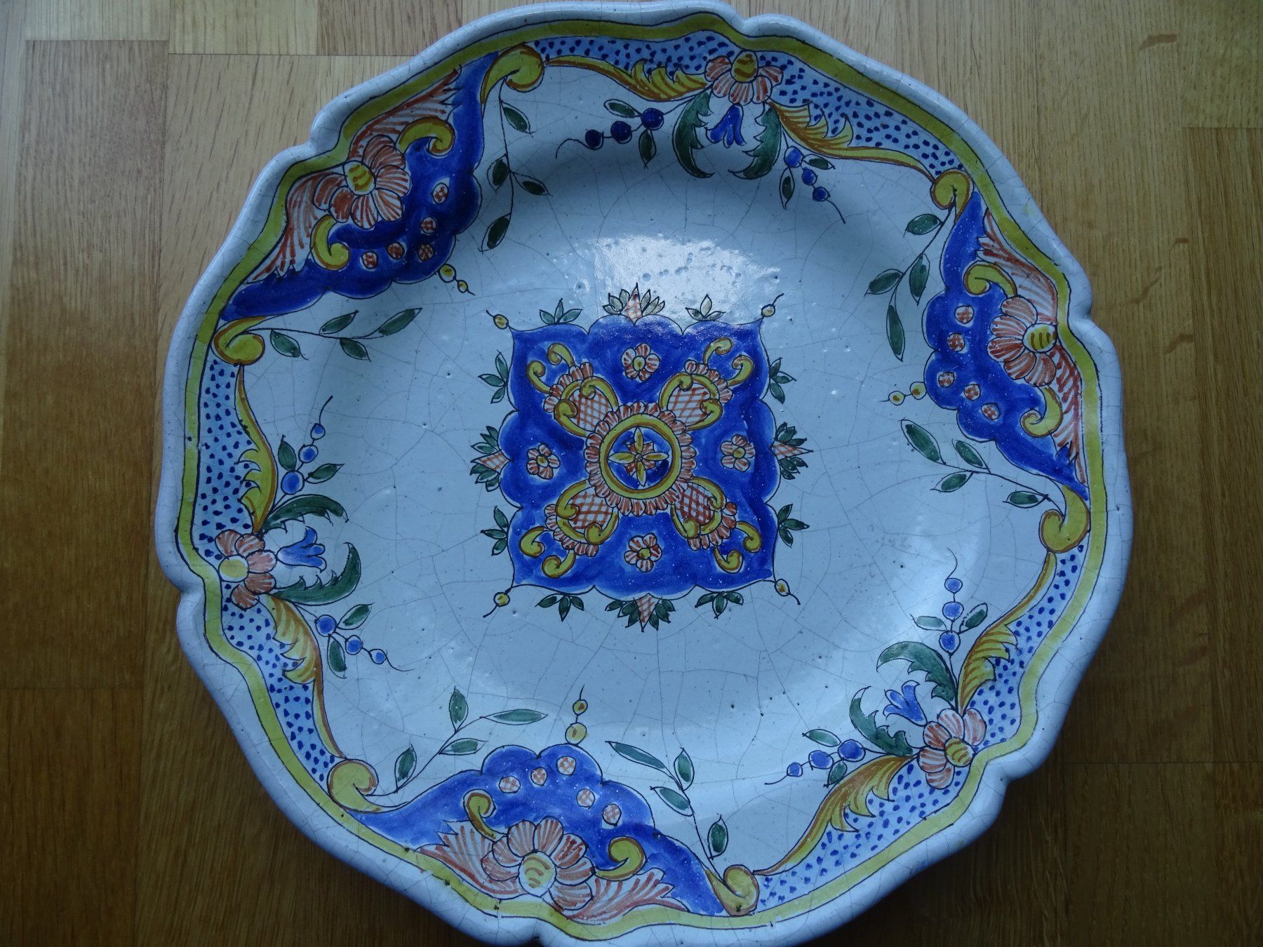 Piatti: Vintage/antiker grosser Teller – Usato da Biel/Bienne venduto da georgi01