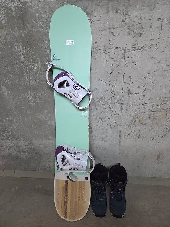 Nidecker Board: Snowboard mit Bindung und Snowboard-Schuhe – Usato da Itingen venduto da glo_8yp7 3