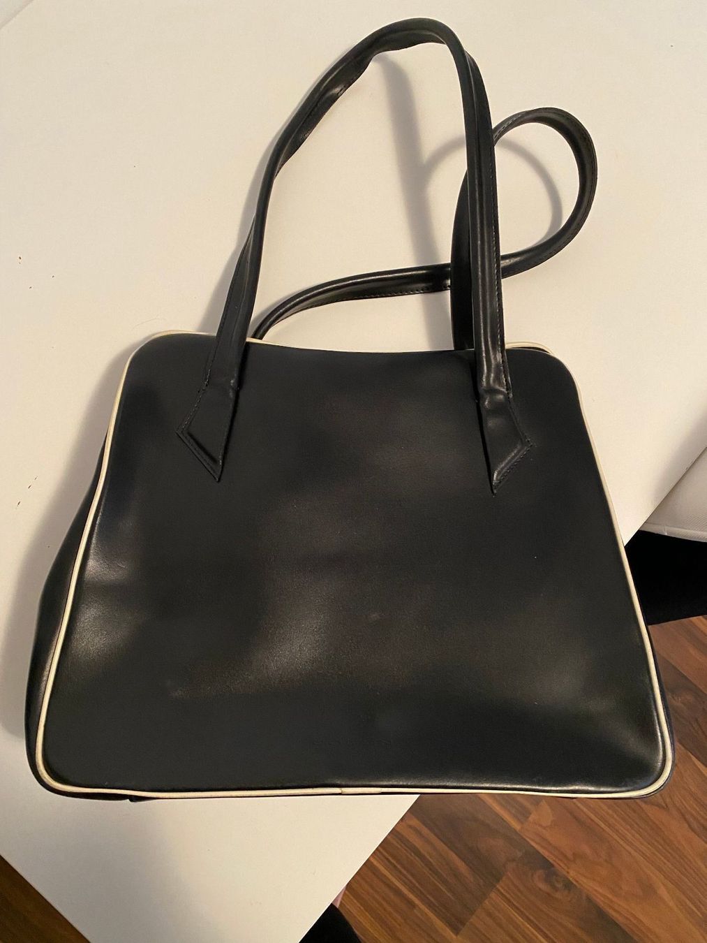 Borse da donna: Elegante Handtasche Marke Cobain – Nuovo (secondo la descrizione) da Wilen b. Wollerau venduto da Posmind 1
