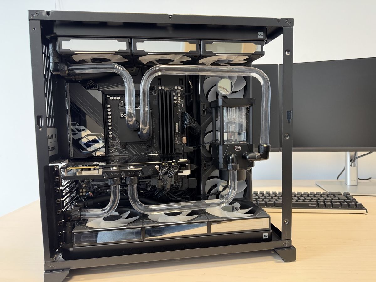 Custom Gaming PC (AMD Ryzen 7 9800X3D, 64GB DDR5, RTX 3090) (Neu ...