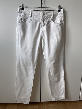 NILE Hose weiss Damen Grösse S guter Zustand