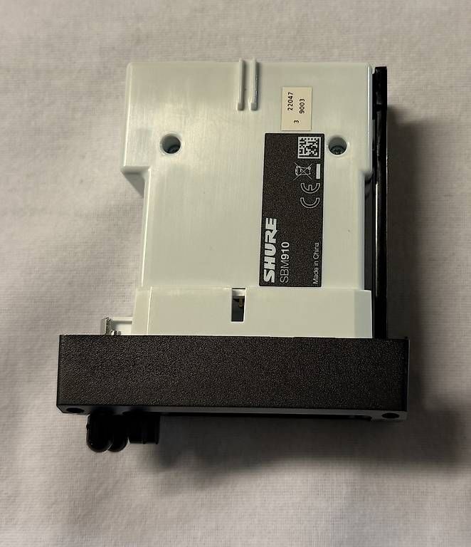 Alimentazione elettrica: Shure SBM910 Lademodul – Usato da Rüti ZH venduto da Philippek