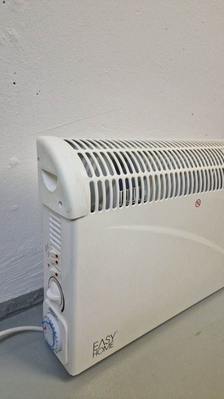 Radiatori: Mobiler Heizkörper/ Elektro-Konvektor – Usato da Beinwil am See venduto da amanda12345 2
